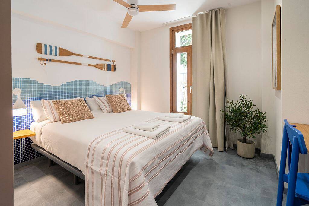 Cabanyal Rooms by Vlc Host 3 in Valencia, Costa de Valencia