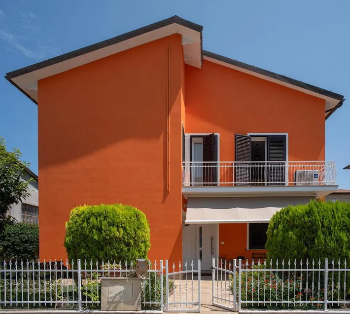 Appartamento vacanze per 6 persone, con panorama e giardino, adatto a famiglie con bambini - 1