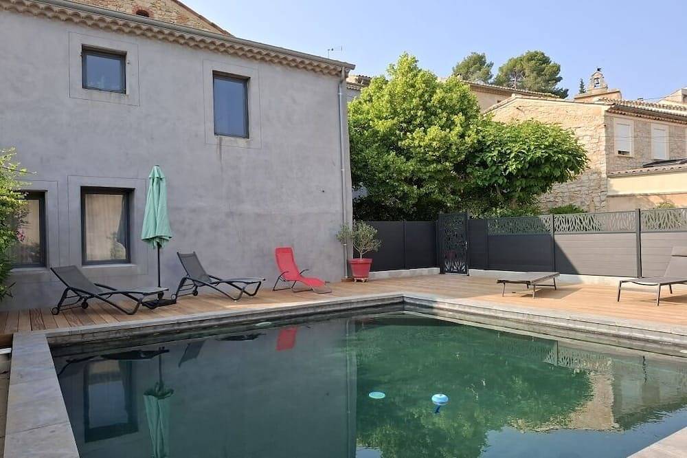 Apartamento entero, Estudio-Premium-Baño con bañera-Terraza in Rasteau, Vaucluse