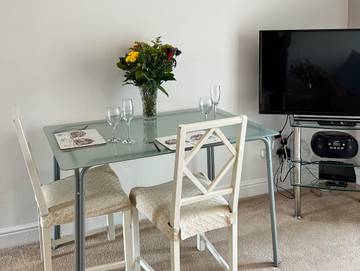 Log Cabin for 2 People in Tathwell, Lincolnshire Wolds AONB, Photo 2