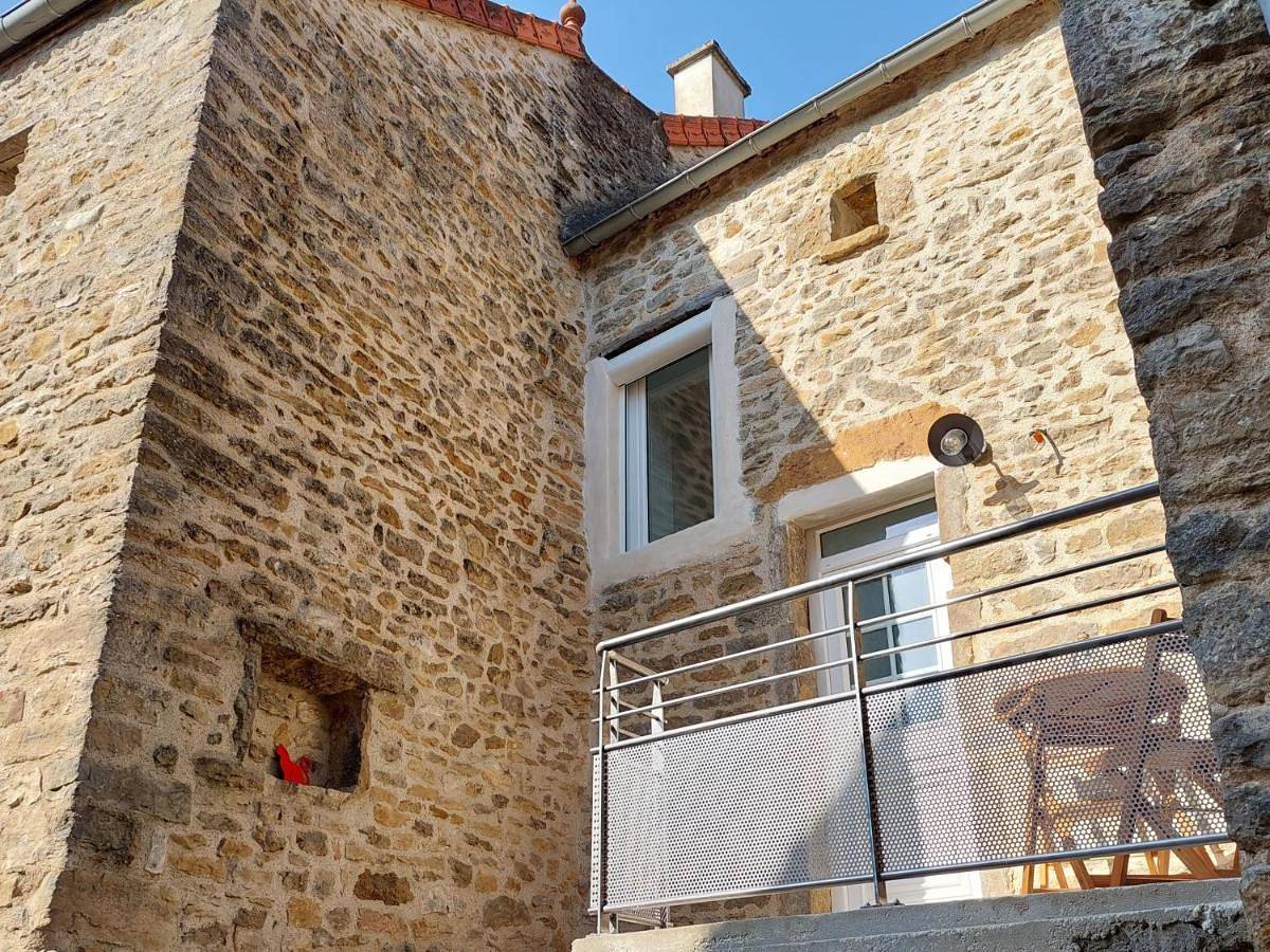 One-Bedroom House in Cheilly-lès-Maranges, Région d'Autun