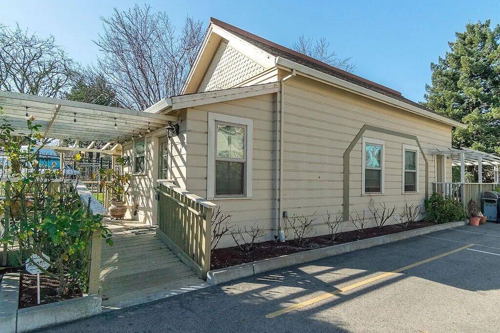 Private Cottage near Monterey & Carmel + Patio in Monterey County