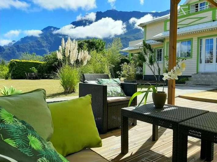 Chambre d’hôte pour 2 personnes, avec vue et jardin à Cilaos - 2