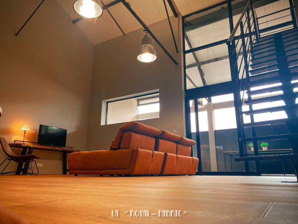 Appartement entier, Loft Art Déco Centre Ville Objat in Objat, Région de Brive-la-Gaillarde