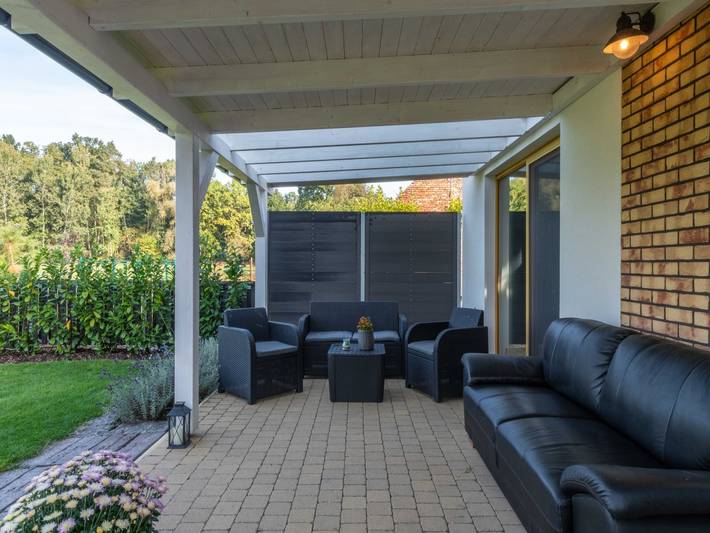 Villa für 10 Personen mit Terrasse in Kladruby nad Labem, Pardubitz und Umgebung