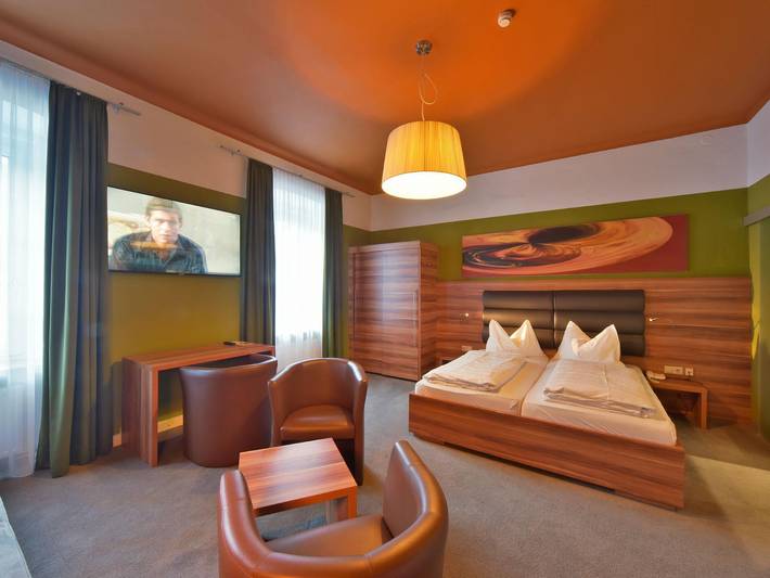 Hotel für 2 Personen, mit Pool und Garten, kinderfreundlich - 1