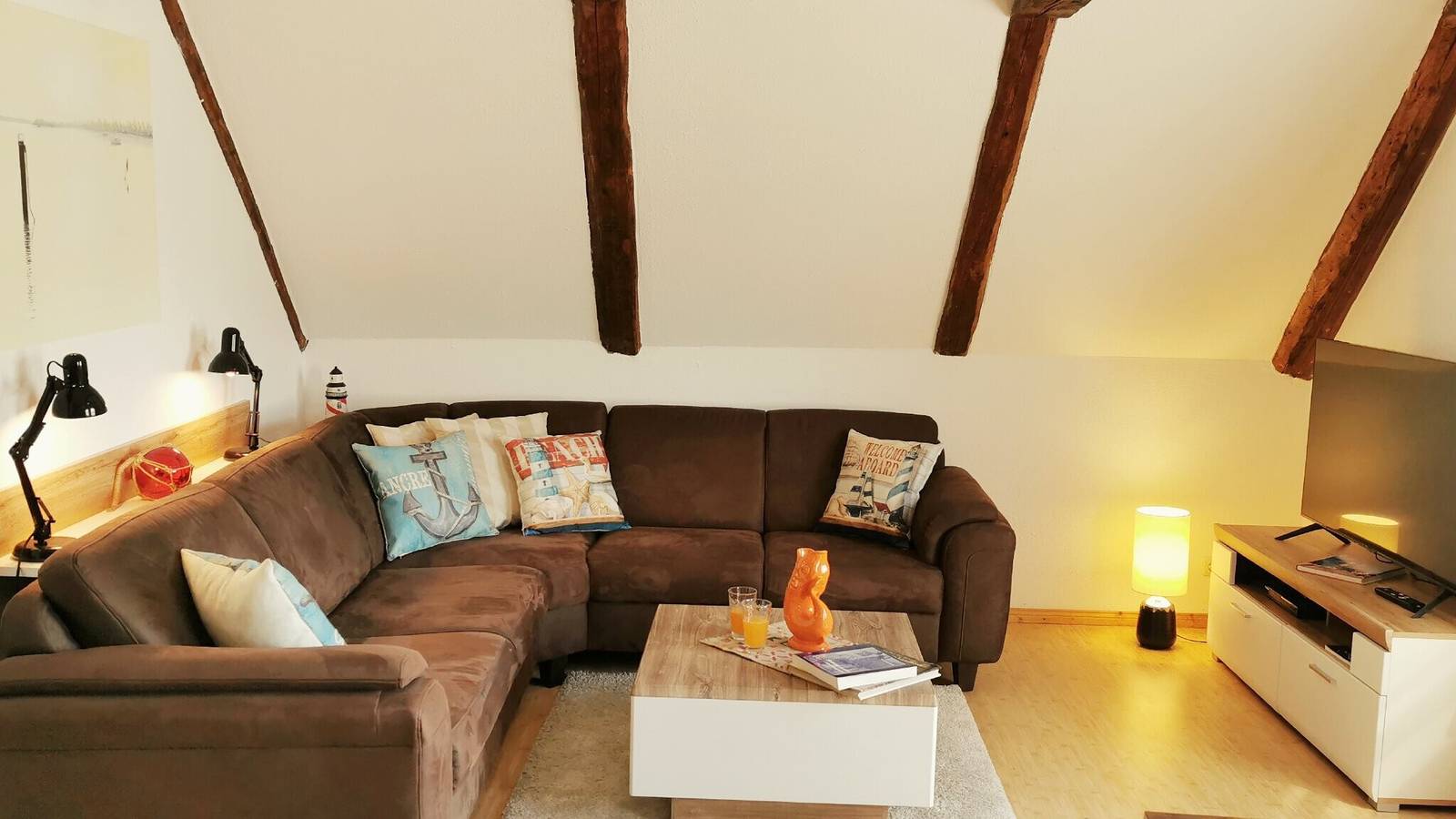 Apartamento entero, Apartamento 'Ankerplatz en Lübeck' con terraza privada y Wi-Fi in Lübeck (Ciudad), Lübeck