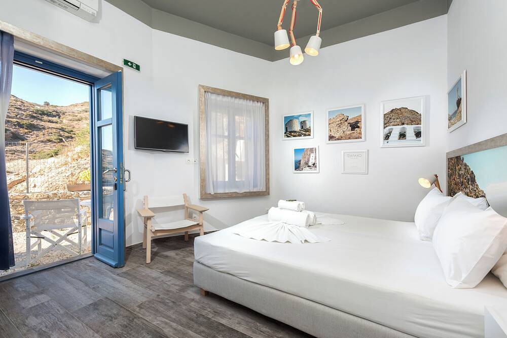 Standard Room, Kaerati Apartments in Amorgos