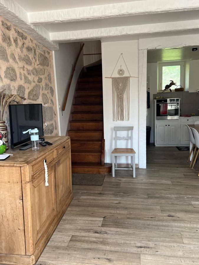 Location de vacances pour 6 personnes, avec terrasse à Ussel - 4