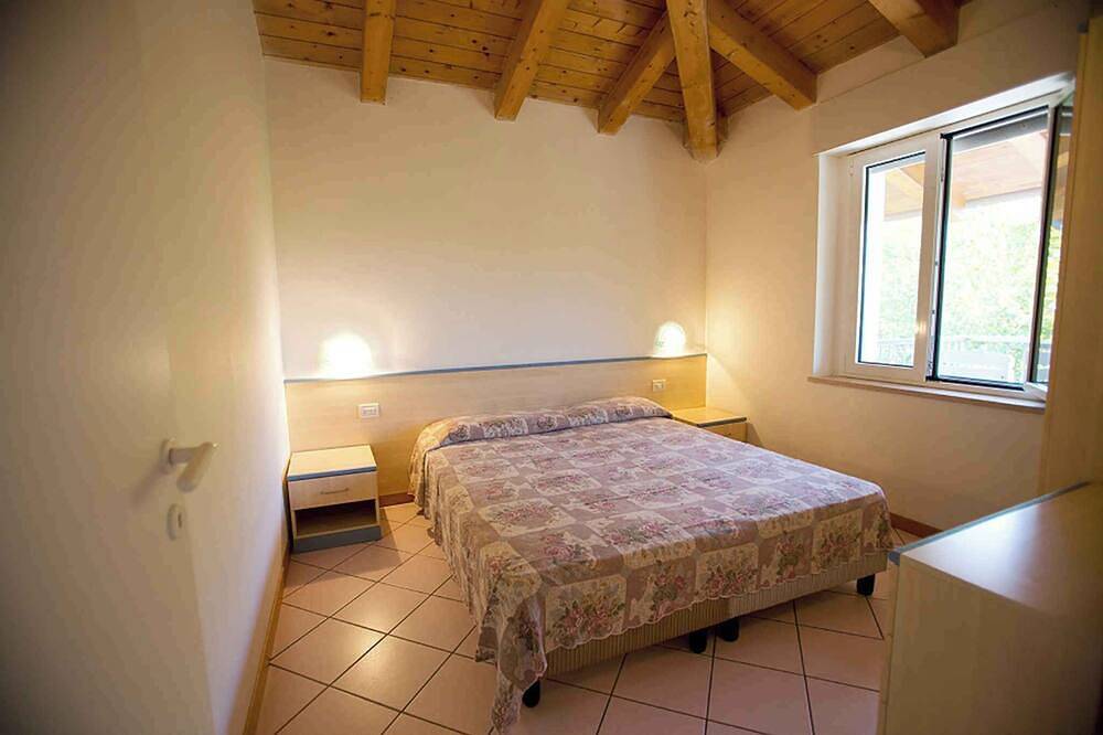 Mobilehome mit Tischtennis und Freibad in Aquileja, Udine Provinz