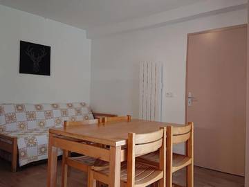Maison de vacances pour 6 personnes, avec terrasse, adapté aux familles dans le Cantal