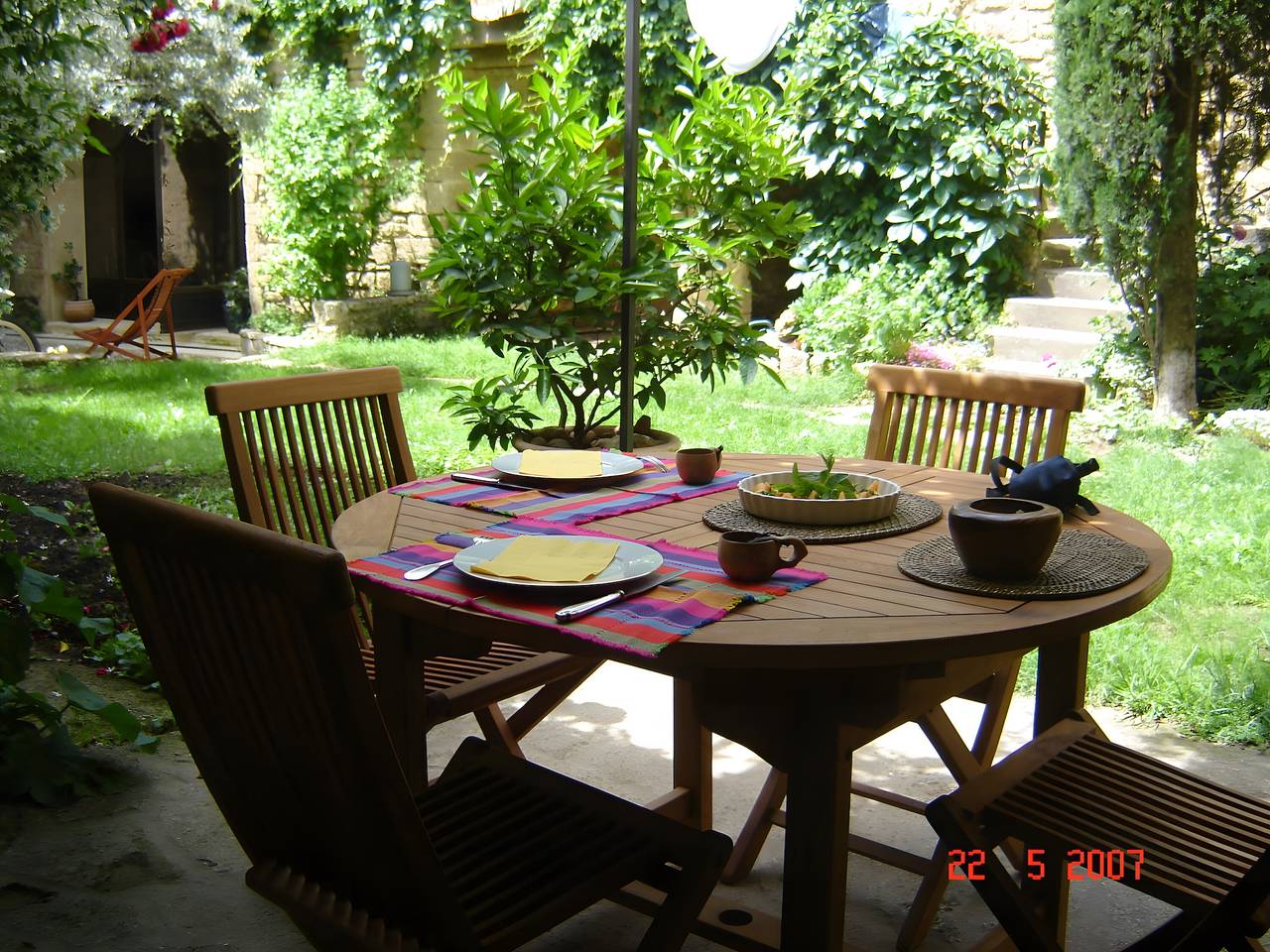 Bed and Breakfast 'Chambre 3' con piscina compartida, terraza y Wi-Fi in Vers-Pont-du-Gard, Region de Nimes