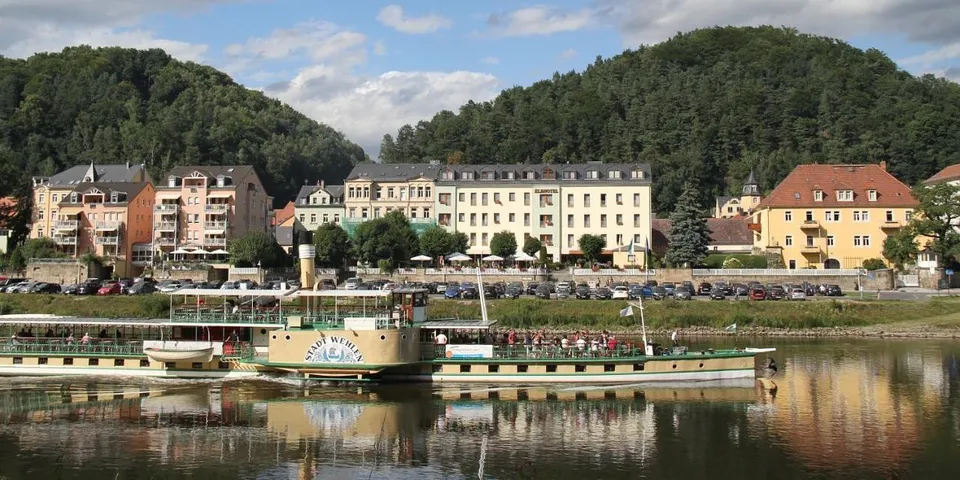 Hotel for 3 people, with garden and sauna - 1