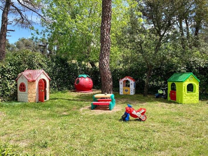Casa rural para 14 personas, con vistas y jardín, Se admiten mascotas en Valle del Alberche - 2