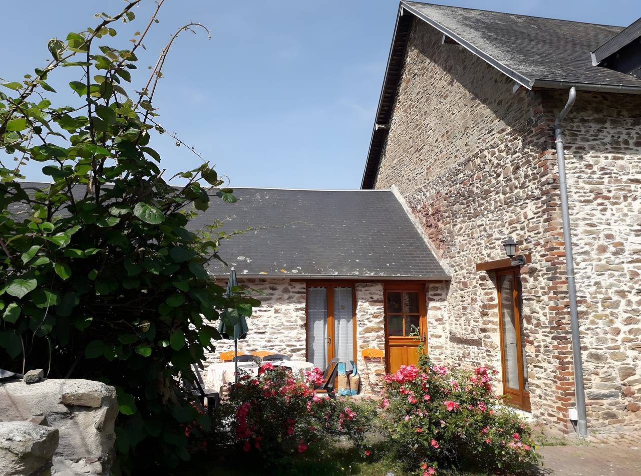 La Bergerie de la Ferme de la Baconnerie in Sainte-Marguerite-d'Elle, Cotentin