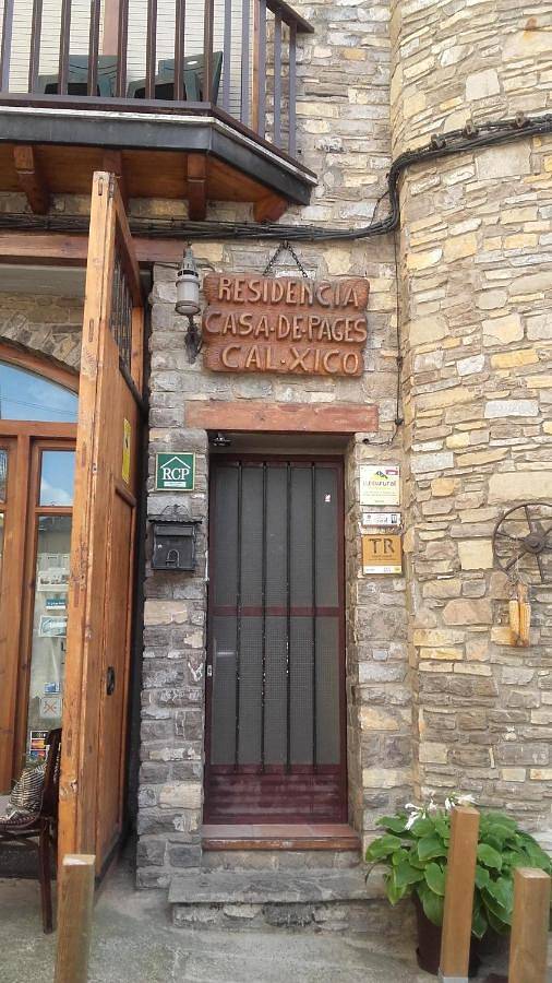 Casa rural para 2 personas, con terraza y vistas, Se admiten mascotas en Provincia de Lleida - 3
