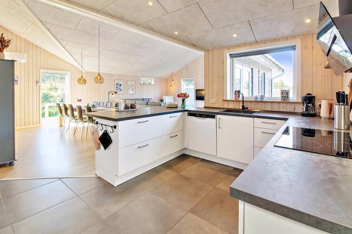 Maison de vacances pour 10 personnes avec jacuzzi in Sønderstrand, Tagholm