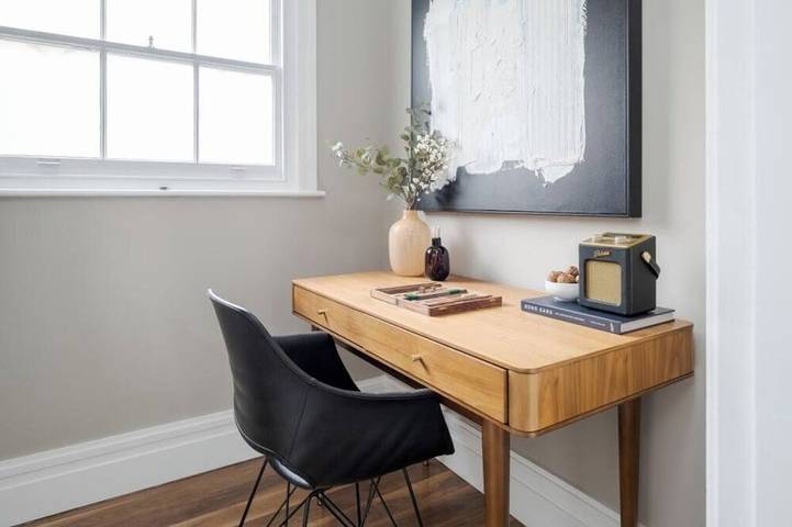 Vacation rental for 10 people, with yard in Knightsbridge