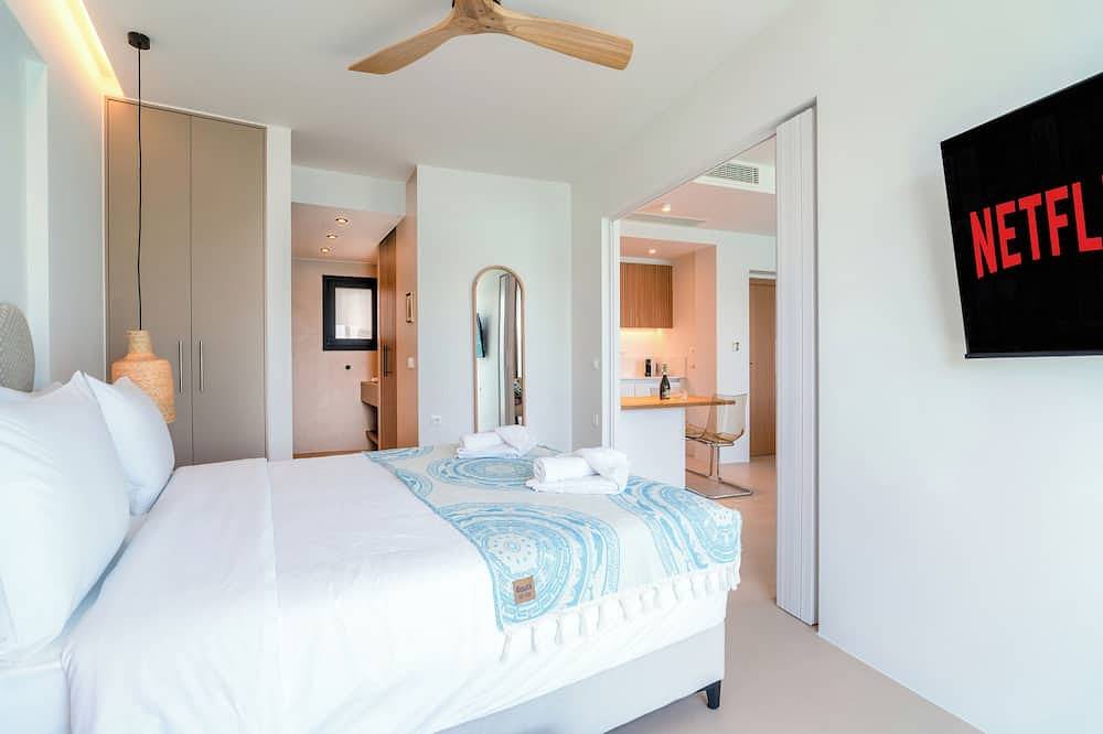Entire apartment, Ocean Rythm Elounda Apartment in Elounda, Lasithi