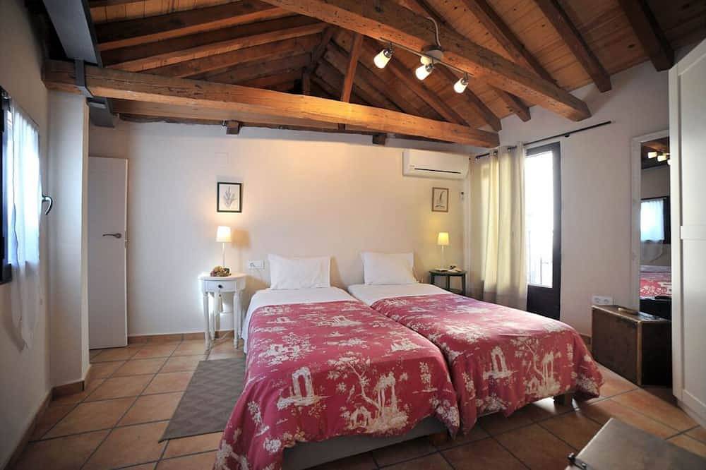 Entire apartment, Céntrico impresionante ático con vistas del cathedral in Toledo, Toledo Province