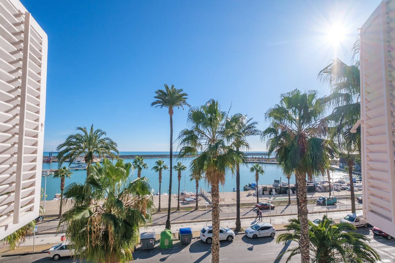 Appartement entier, Appartement "Las Palmeras 3" avec vue sur la mer, terrasse privée et balcon. in Benicarló, Costa del Azahar