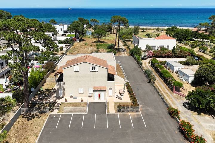 Gîte pour 6 personnes, avec Jardin à Borgo - 3