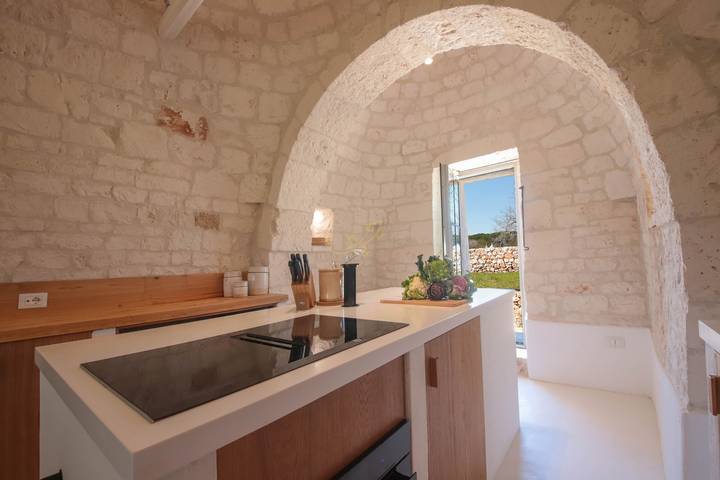 Td I Coni di Pinurè Trulli with Scenic Valley View in Martina Franca, Provincia de Taranto