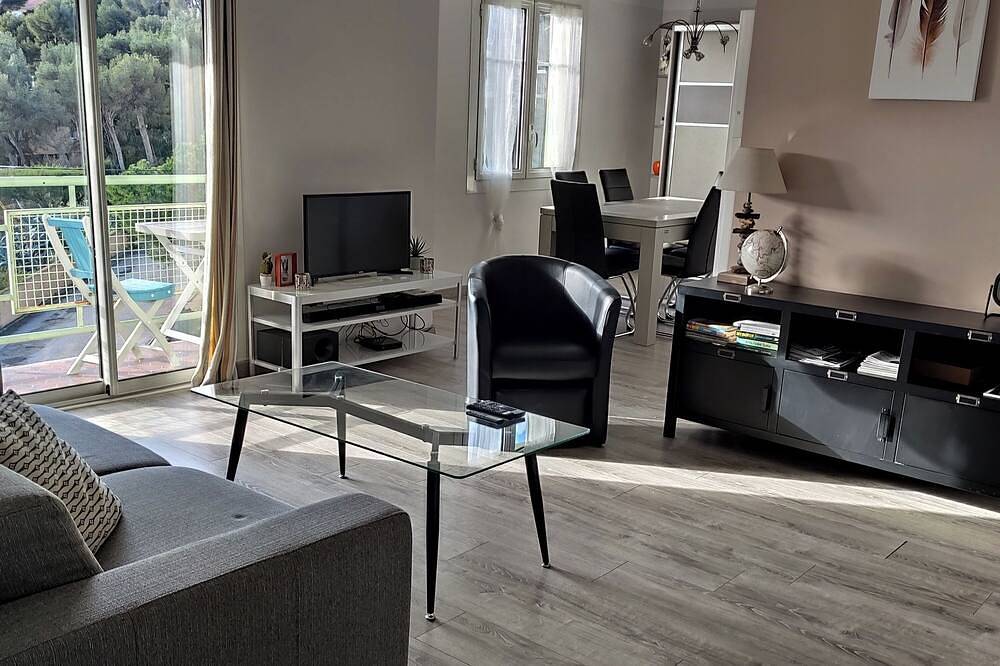 Ganze Wohnung, Wohnung 83 m2, 3 Schlafzimmer, Meerblick in Cassis, Nationalpark Calanques