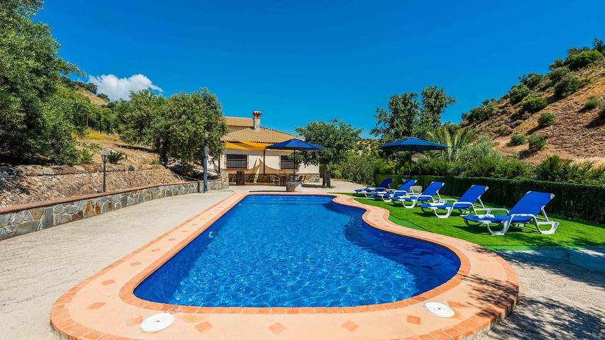 Villa für 5 Personen, mit Pool - 1