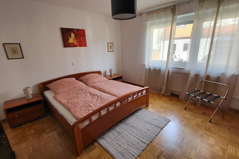 Maison D'Amie - Haus der Gastfreundschaft in Bürgstadt, Fränkisches Weinland