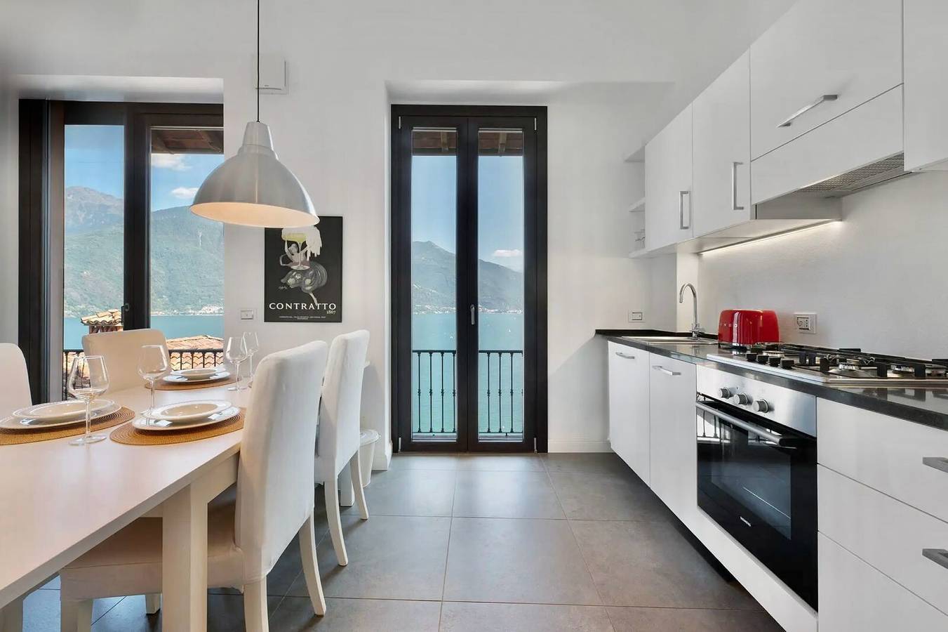 Ganze Wohnung, Apartment mit Seeblick in Musso, Gemeinde Musso