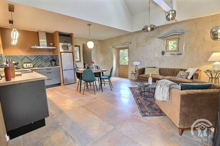 Gîte pour 2 personnes, avec jardin à Saint-Clet - 4