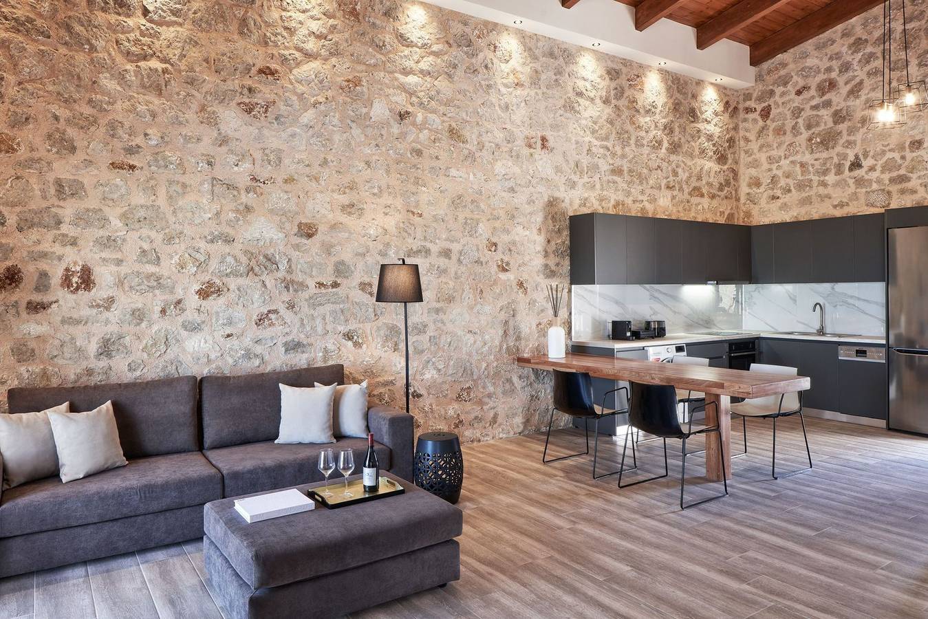 Villa voor 22 personen met balkon in Rhodos