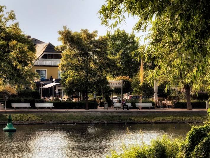 Hotel für 2 Personen, mit Terrasse und Garten sowie Sauna und Seeblick am Schwielowsee