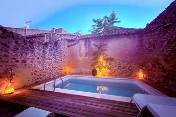 Location de vacances pour 8 personnes, avec terrasse à Bizanet