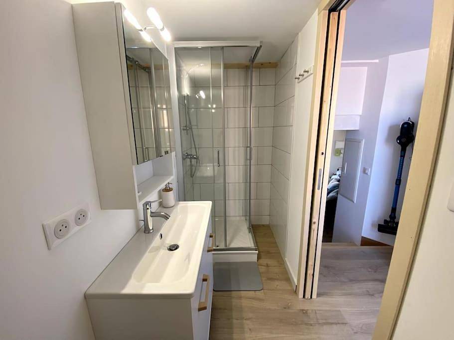 Appartement entier, Chaleureux T3 avec terrasse/ Proche Valence in Saint-Péray, Région de Tournon-sur-Rhône