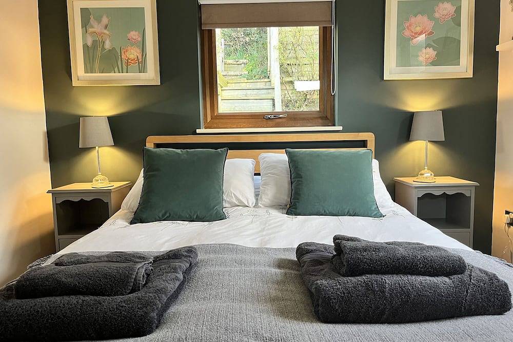 Wellinghill Lodge, Cheltenham in Cheltenham, Gloucestershire