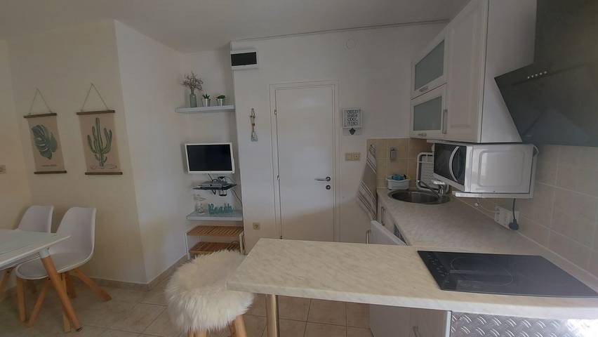 Ferienwohnung für 2 Personen, mit Balkon/Terrasse in Primosten - 3