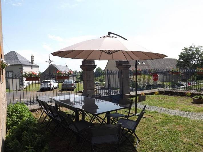 Location de vacances pour 6 personnes, avec jardin dans Neussargues en Pinatelle - 3