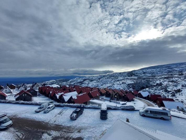 Apartamento de férias para 8 pessoas, com terraço e vista em Covilhã