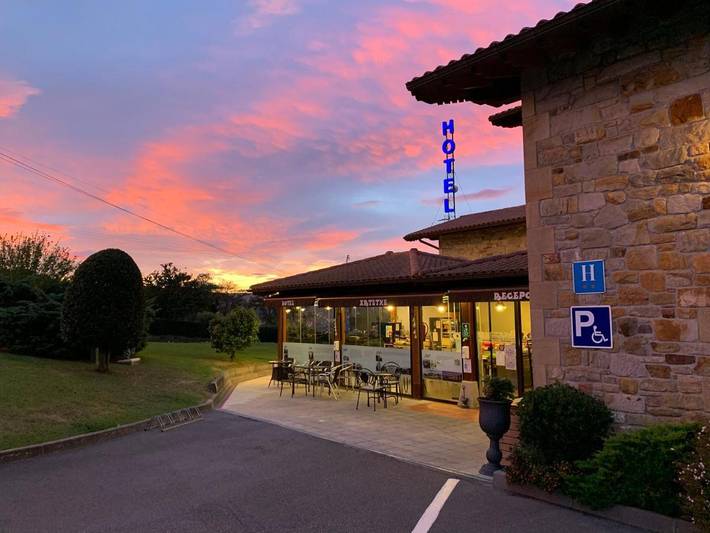 Hotel para 2 personas, con jardín y vistas en Gran Bilbao - 4