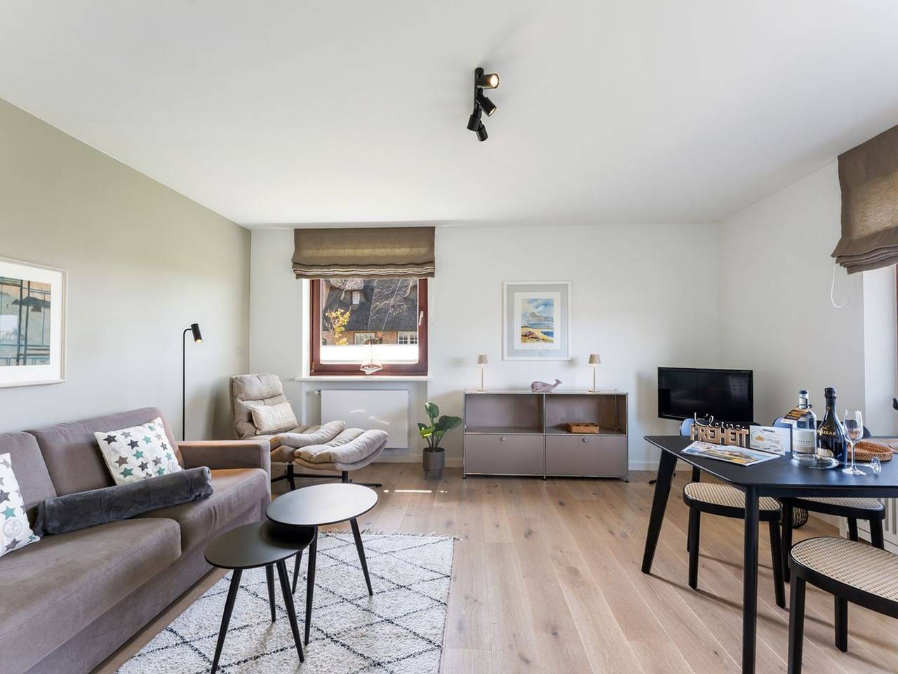 Ganze Ferienwohnung, Kleine Freiheit - 2-Zimmer-Ferienwohnung in Strandnähe für bis zu 2 Personen mit Terrasse. in Wenningstedt, Sylt
