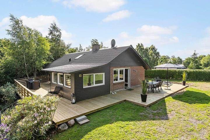 Ferienhaus für 4 Personen, mit Sauna und Garten sowie Terrasse in Loddenhøj