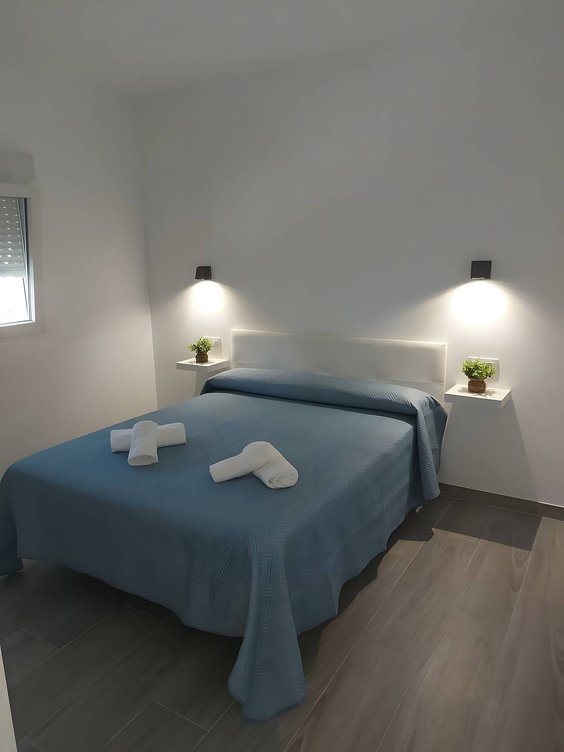 Casa vacacional 'Alex 1' con piscina privada, Wi-Fi y aire acondicionado in Zahora, Barbate