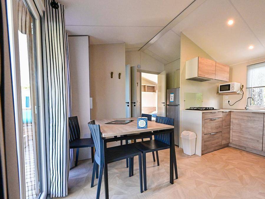 Camping Interpals Eco Resort - Mobilheim 4 personen - Mobilheim Playa Tv Clim - 2 Schlafzimmer - 4 Personen in Pals, Costa Brava