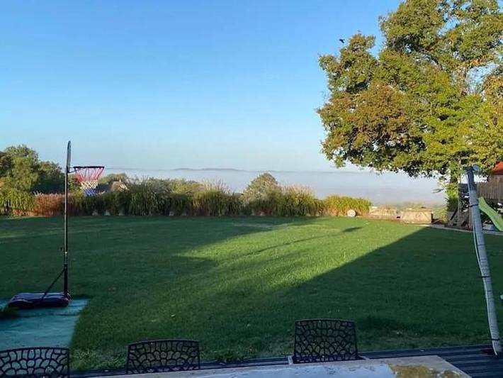 Location de vacances pour 15 personnes, avec terrasse et vue à Brains-sur-Gée - 2