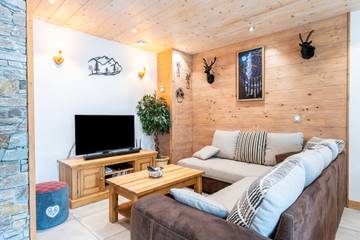 Gîte pour 6 personnes, avec jardin et sauna, adapté aux familles à Bessans