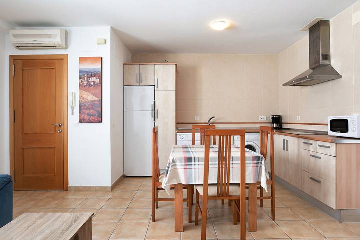 Ganze Wohnung, Ferienwohnung „Casa Señores Cura 1 – Nur Familien“ mit Gemeinschaftsterrasse, WLAN in Playa de los Bateles (Conil de la Frontera), Conil de la Frontera