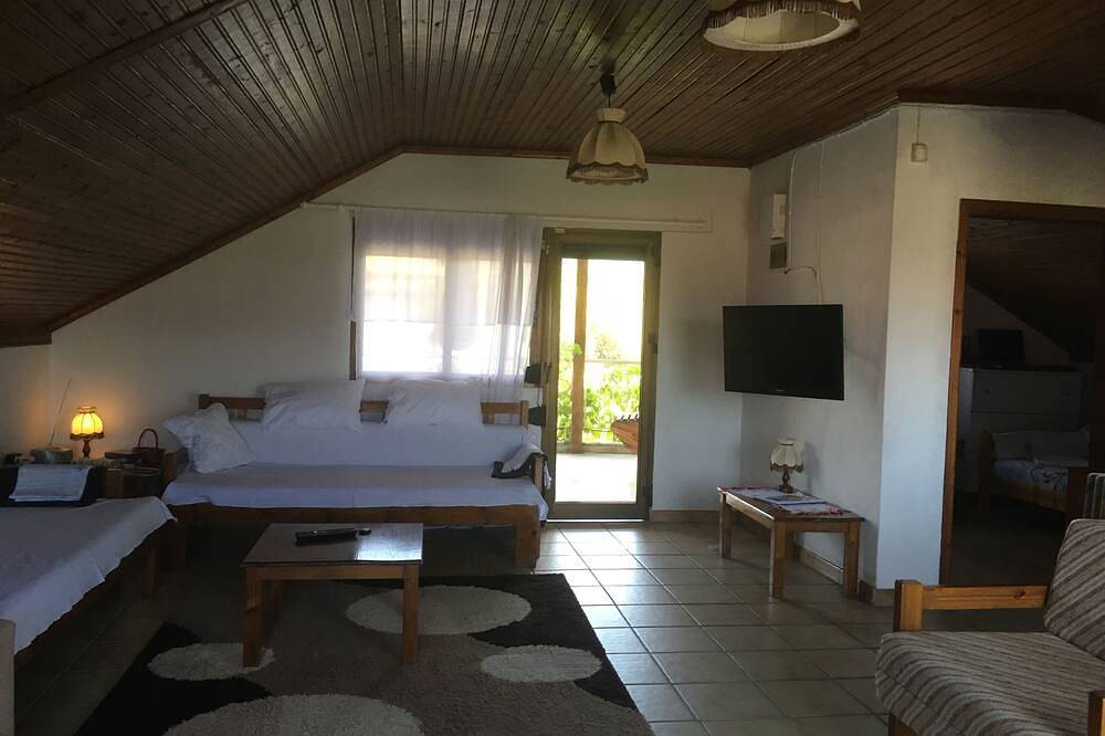 Geheel appartement, The Smaragda Suite Vrasna Beach in Paralia Vrasna, Thessaloniki en omgeving