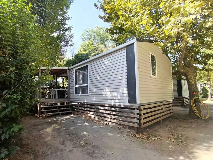 Camping  Les Pêcheurs - Mobilhome 4 personnes - Loggia 3 Pièces 4 Personnes Climatisé in Fayence, Région de Draguignan